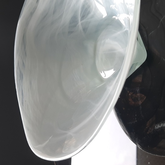 Pier 1 White Alabaster Niveus Glass Square Bowl - Picture 3 of 10